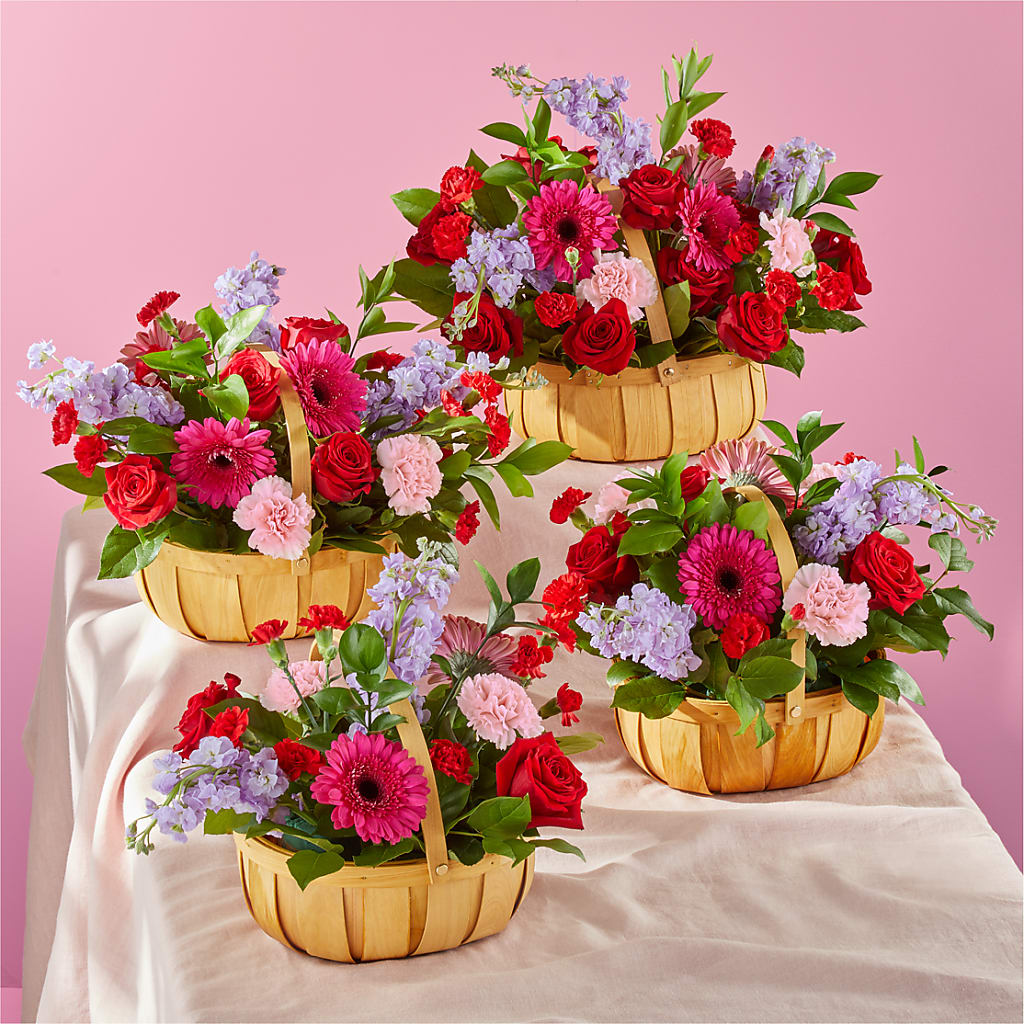 Pink Picnic Basket – Flowerorder.com, Tontitown AR
