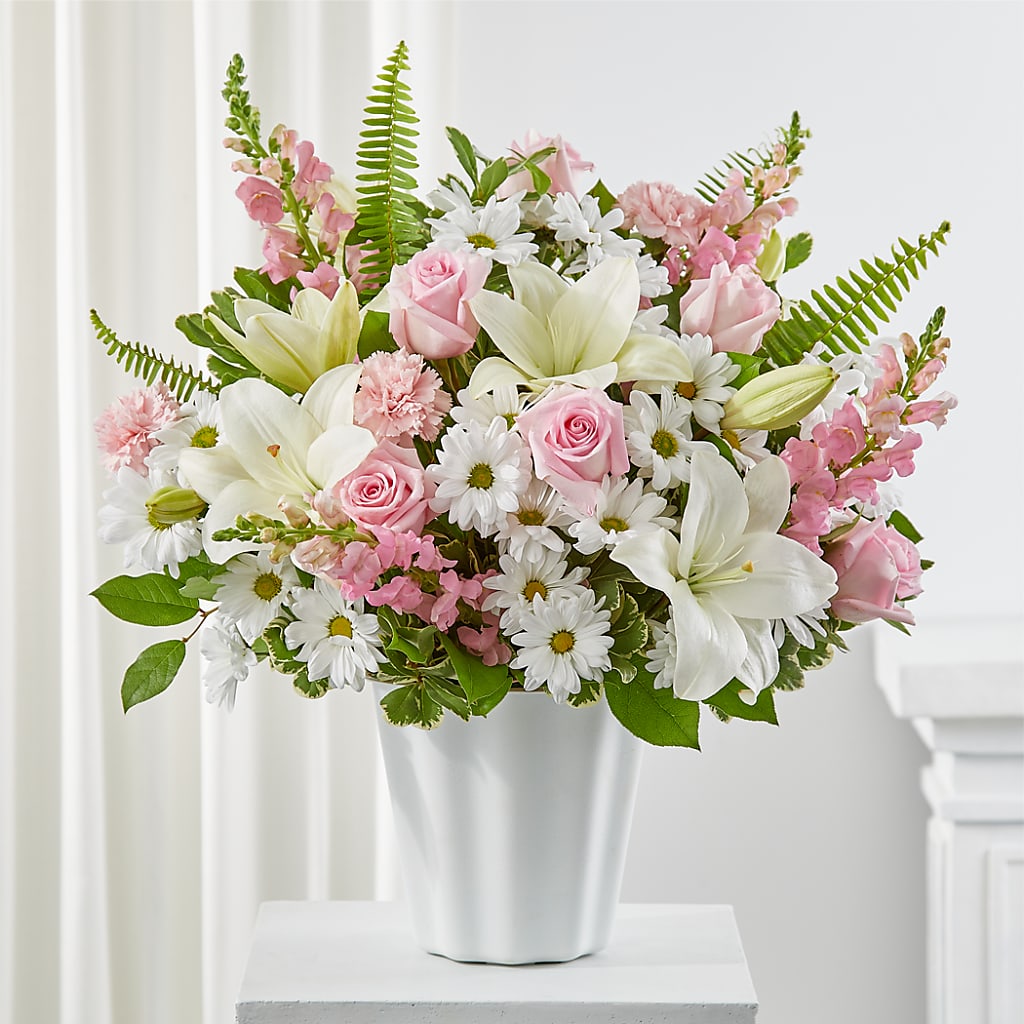 Soft Touch Tabletop Basket – Flowerorder.com, Tontitown AR