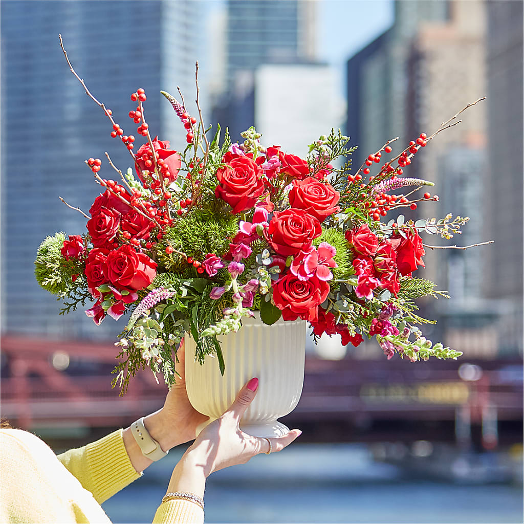Big Red Bow Bouquet –  Flowerorder.com, Tontitown AR