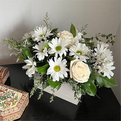 Fresh Linen Box Bouquet –  Flowerorder.com, Tontitown AR