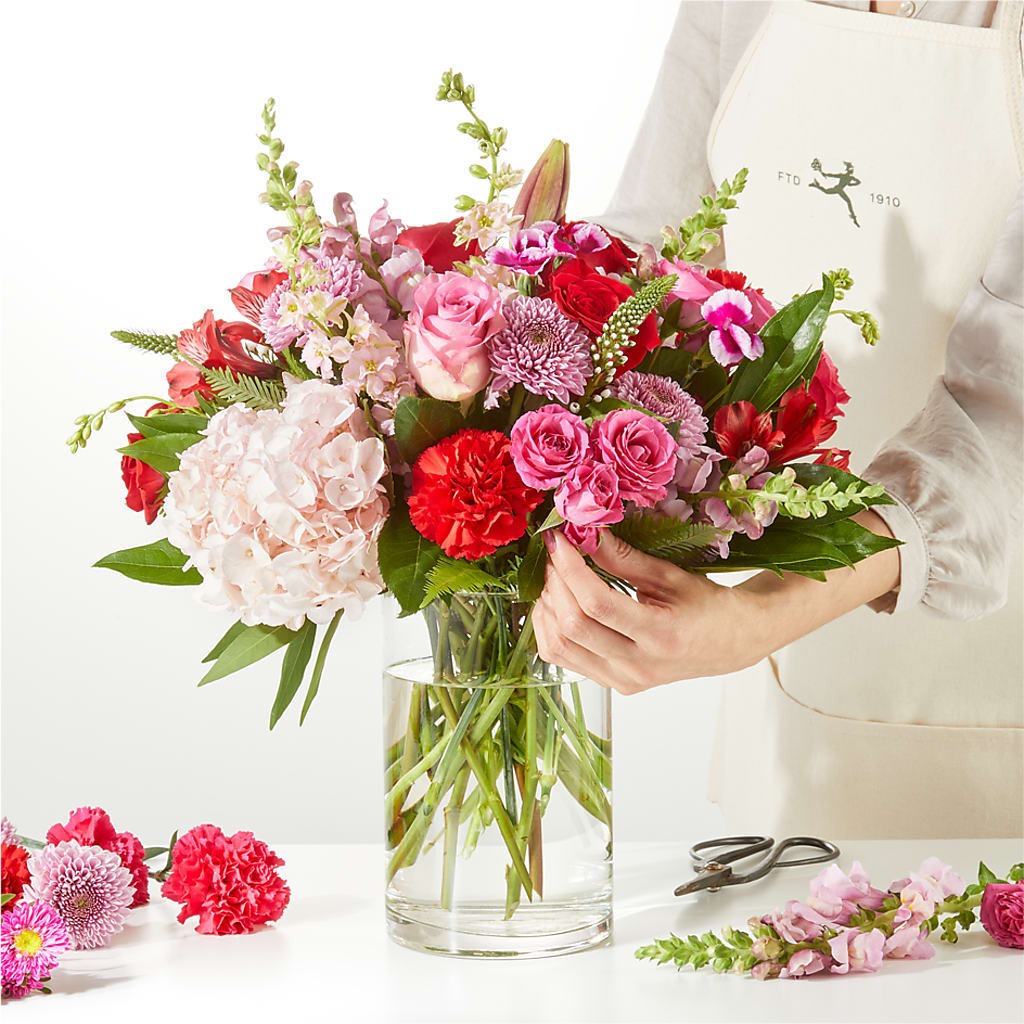 Swooning Over You - A Luxury Florist Original –  Flowerorder.com, Tontitown AR