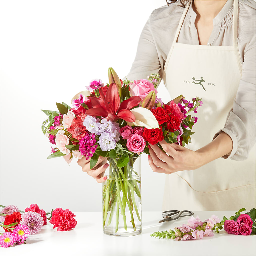 Swooning Over You - A Luxury Florist Original –  Flowerorder.com, Tontitown AR