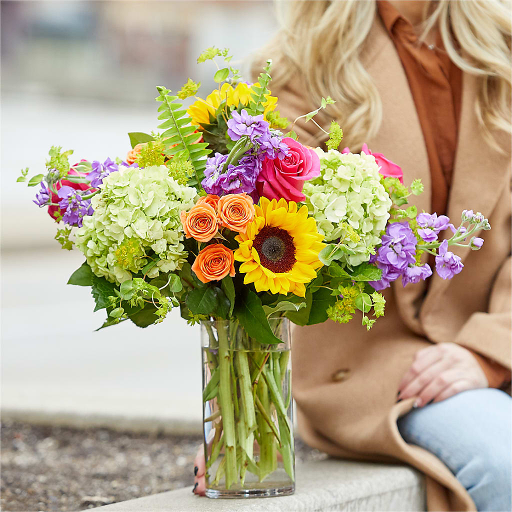 Vibrant Greetings Bouquet –  Flowerorder.com, Tontitown AR