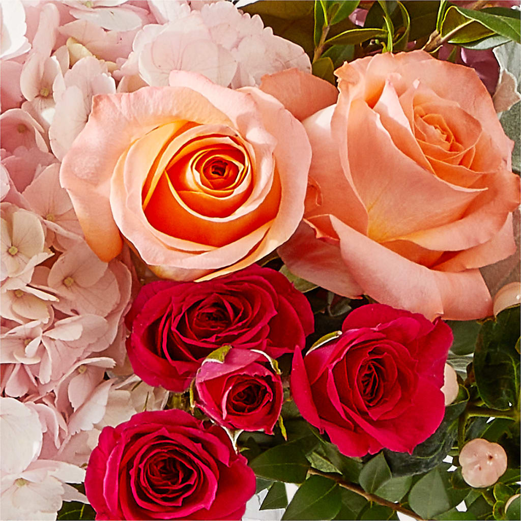 Glitz & Glam Bouquet –  Flowerorder.com, Tontitown AR